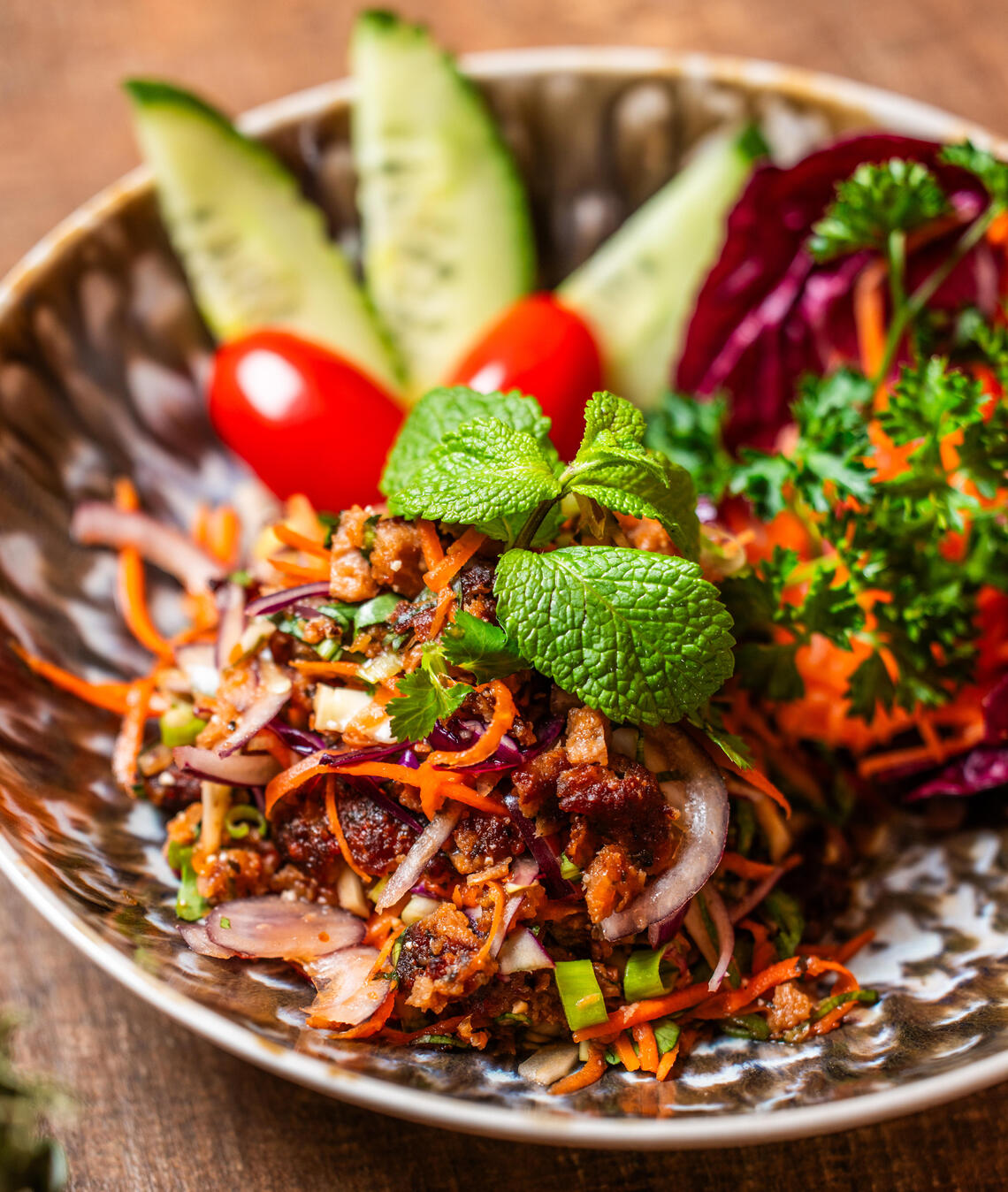 Salade de bœuf grillé à la citronnelle